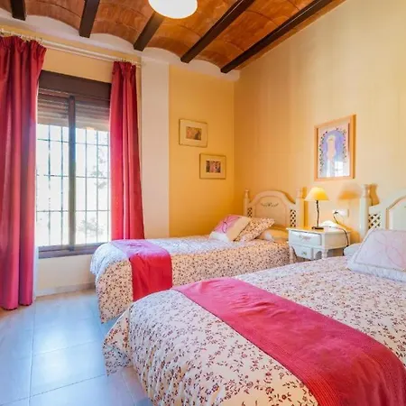 Preciosa Casa Rural A Un Paso Del Centro * Malaga